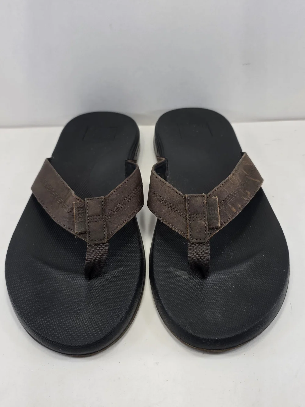 Reef Men's Black Footbed Brown Strap Flip Flop Sandals